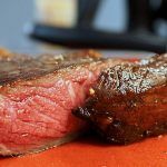 Entrecot de Angus jugoso a la brasa.