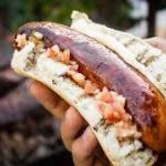 Choripan criollo.